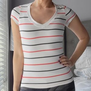 Stripe v-neck tee